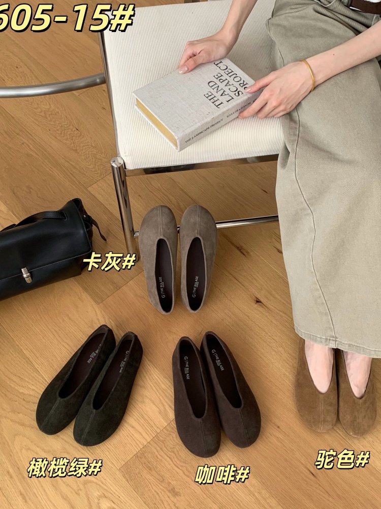 Women's Flat Suede Round Toe Slip-On Shoes 2026 New Korean Style Commuter Casual Shoes